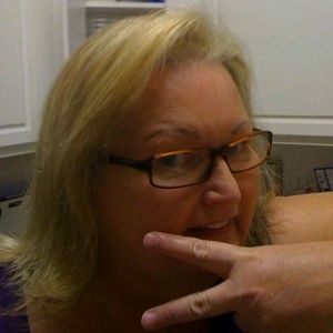 Meet your Posher, Bonnie